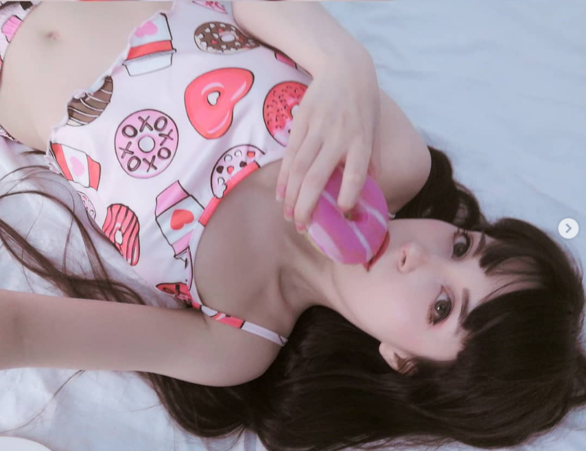 LolliGaia: Piccola Bambola Cosplayer Dall’Italia 🍒 || Recensione Onlyfans